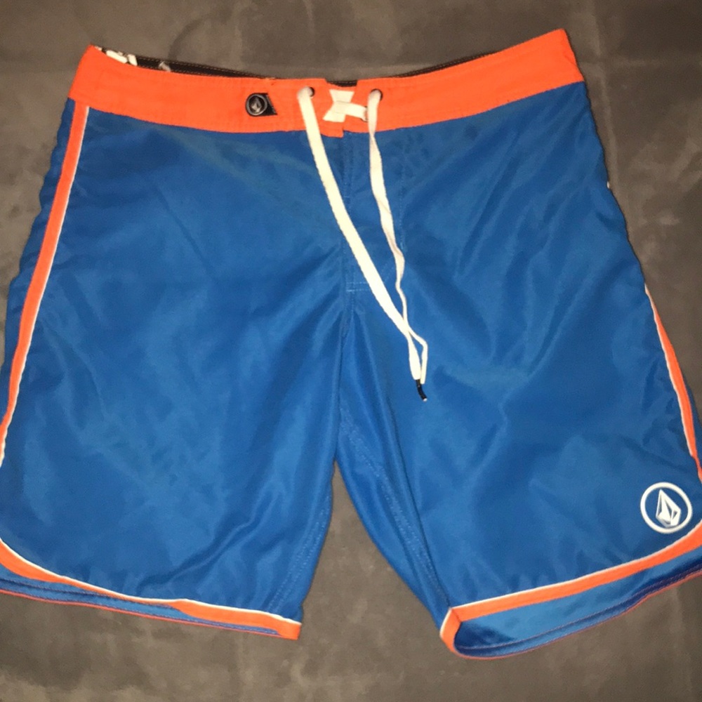 VOLCOM SWIM TRUNKS